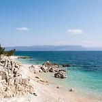 Villa Aristea With Sea View, Jacuzzi And Infinity Pool *