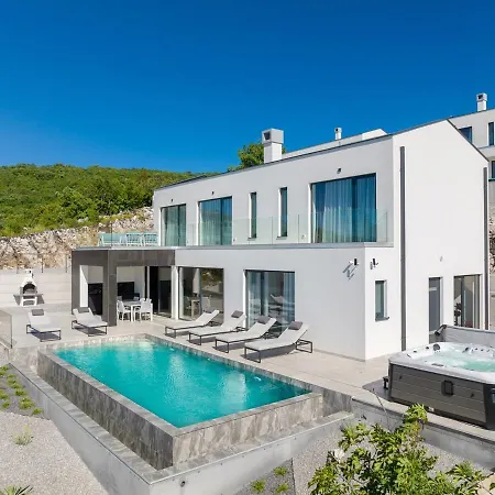 Aristea With Sea View, Jacuzzi And Infinity Pool Vicani