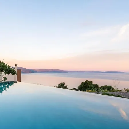Willa Aristea With Sea View, Jacuzzi And Infinity Pool Vicani