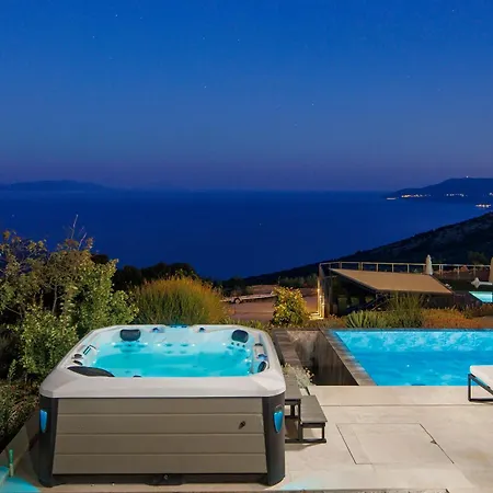 Villa Aristea With Sea View, Jacuzzi And Infinity Pool *