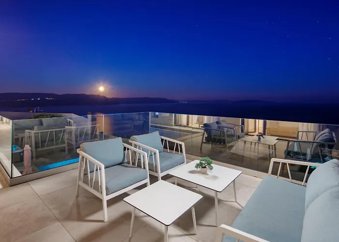 Aristea With Sea View, Jacuzzi And Infinity Pool וילה Vicani