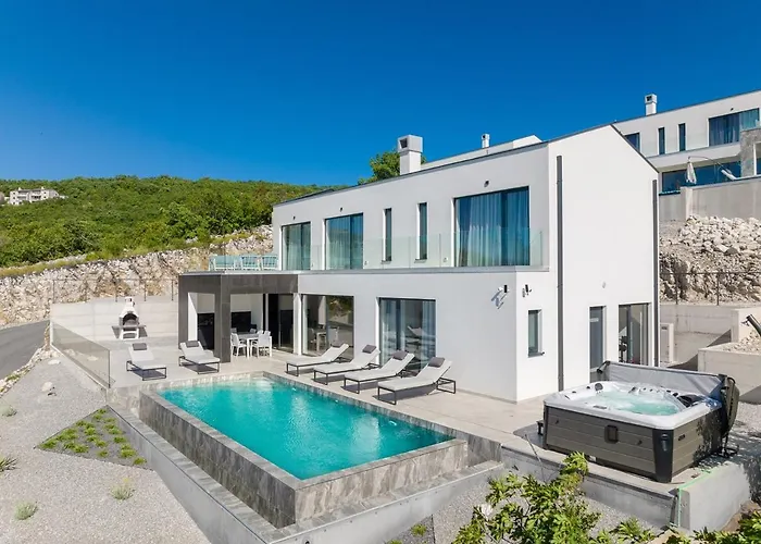 Aristea With Sea View, Jacuzzi And Infinity Pool Vicani