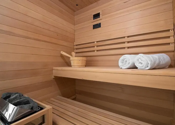 Villa Aristea With Sea View, Jacuzzi And Infinity Pool Vicani